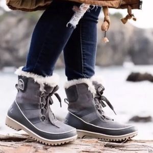 Sorel tivoli II grey ankle waterproof snow boots size 8.5